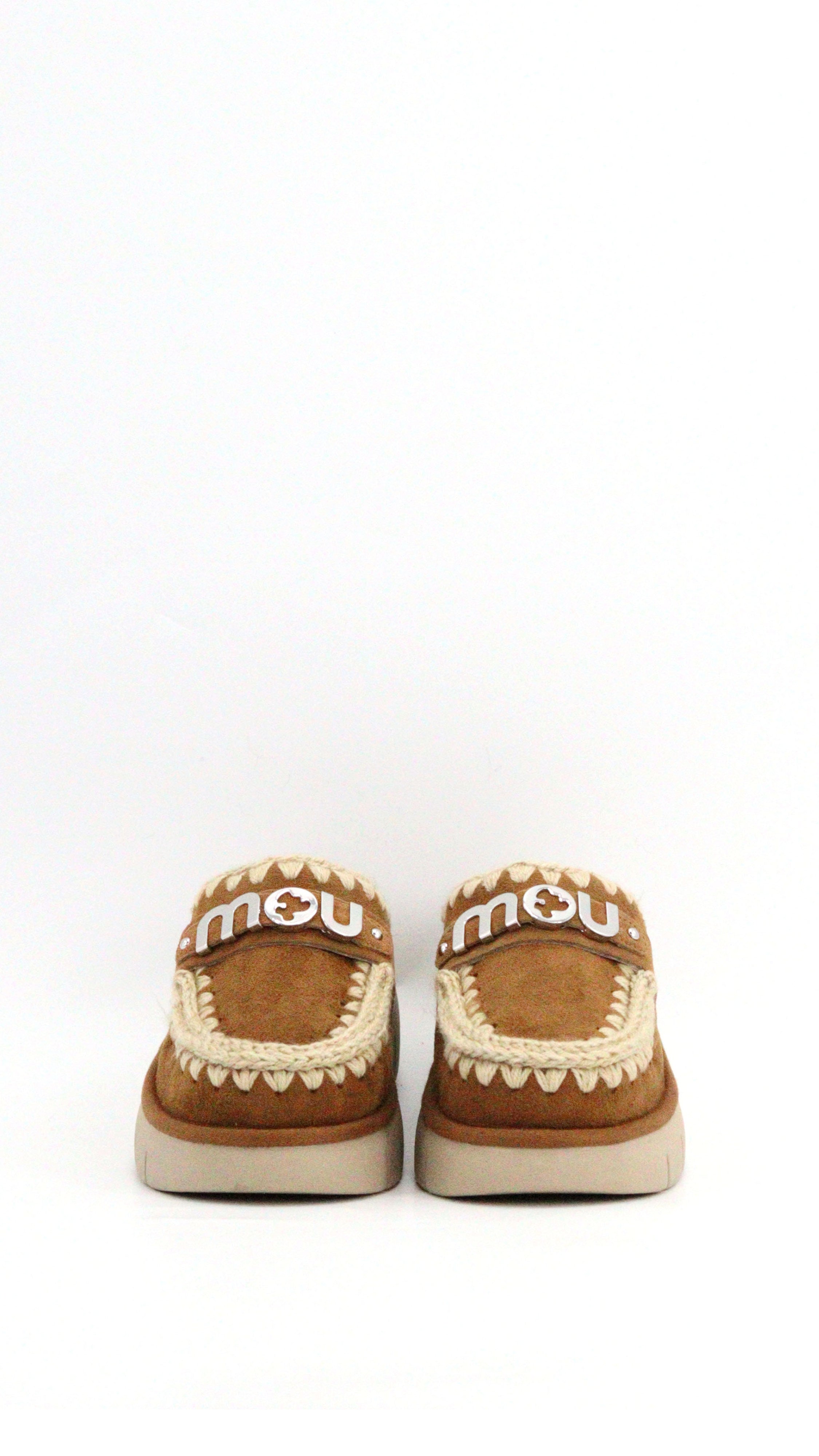 BOUNCE CLOG METAL LOGO